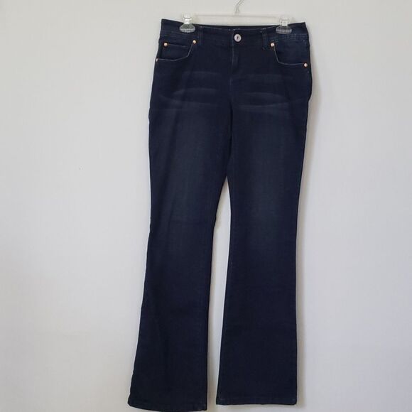 INC Denim Jeans Womens sz 4 Long Curvy Fit Boot Leg Dark Wash - Picture 1 of 5